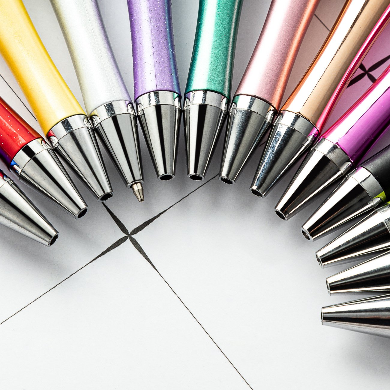 Wholesale Custom Diamond Ballpoint Pen Creative DIY Plastic Business Promotion Novelty Logo Black Ink Gift