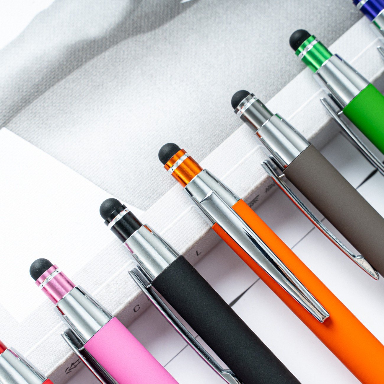 Promotional Price Many Color Cheap Price Metal Stylus Pen Office Use Touch Pen Custom Logo Ballpoint Pens