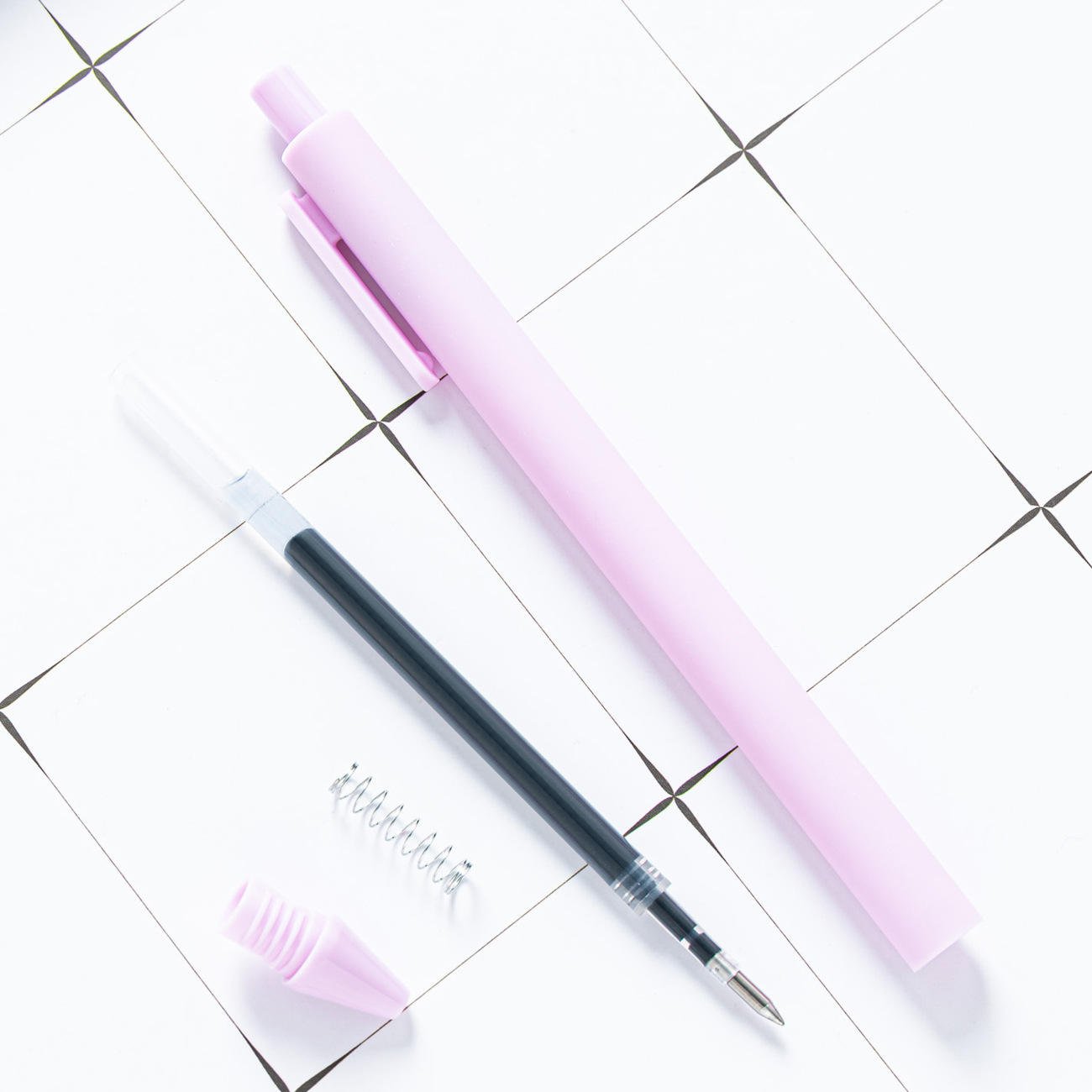 Wholesale Best Bulk Plastic Cheap Multicolored Rubber Coated Ballpoint Pens With OEM Custom Printed Logo For Stationery