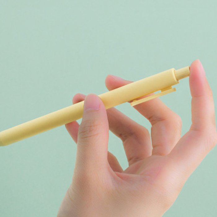0.7mm pen custom logo high quality stationery ballpoint pen