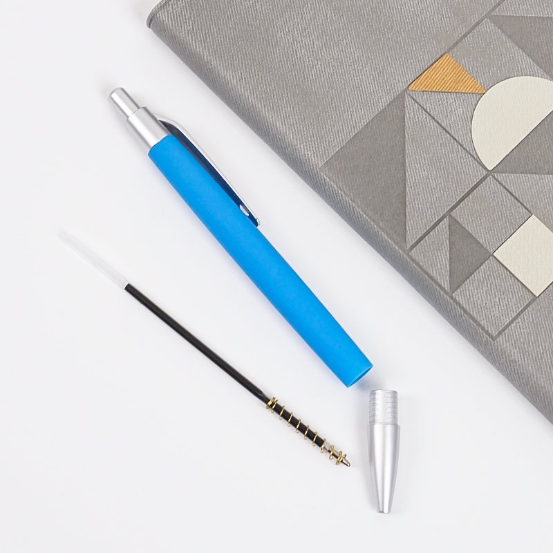Customized Logo Promotional Cheap Retractable Plastic Black Blue Custom Pens Ballpoint Pens Classic Logo Pen