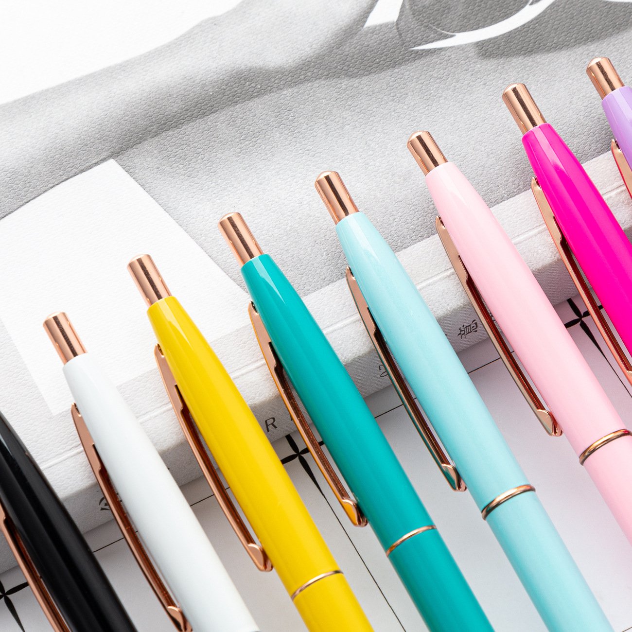 Wholesale Multi-Color Ballpoint Pen Office Promotion Use Metal Stylo with Custom Logo Printing Advertising Pen for Gift