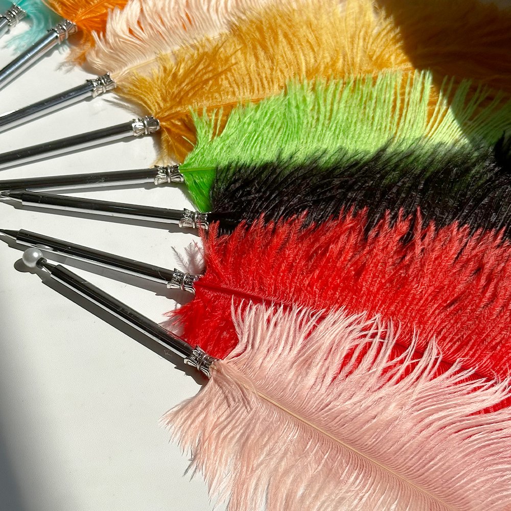 2024 Hot Selling Soft Fluffy Nature Ostrich Feather Ballpoint Pen for School Office Wedding Party Gift