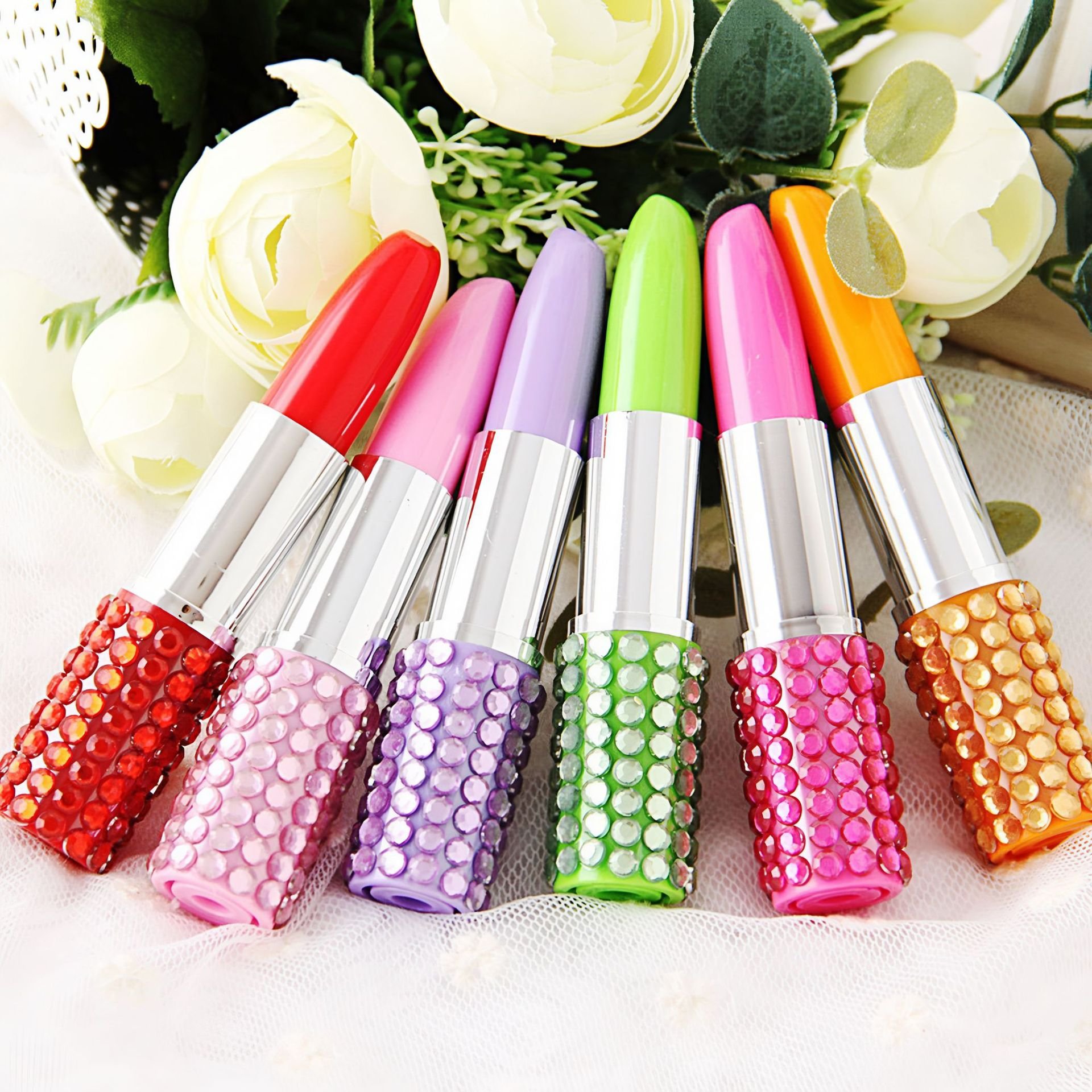 Mega Novelty Design Mini Plastic Ballpoint Pen Custom Logo Lipstick Shape pen for Students and Kids