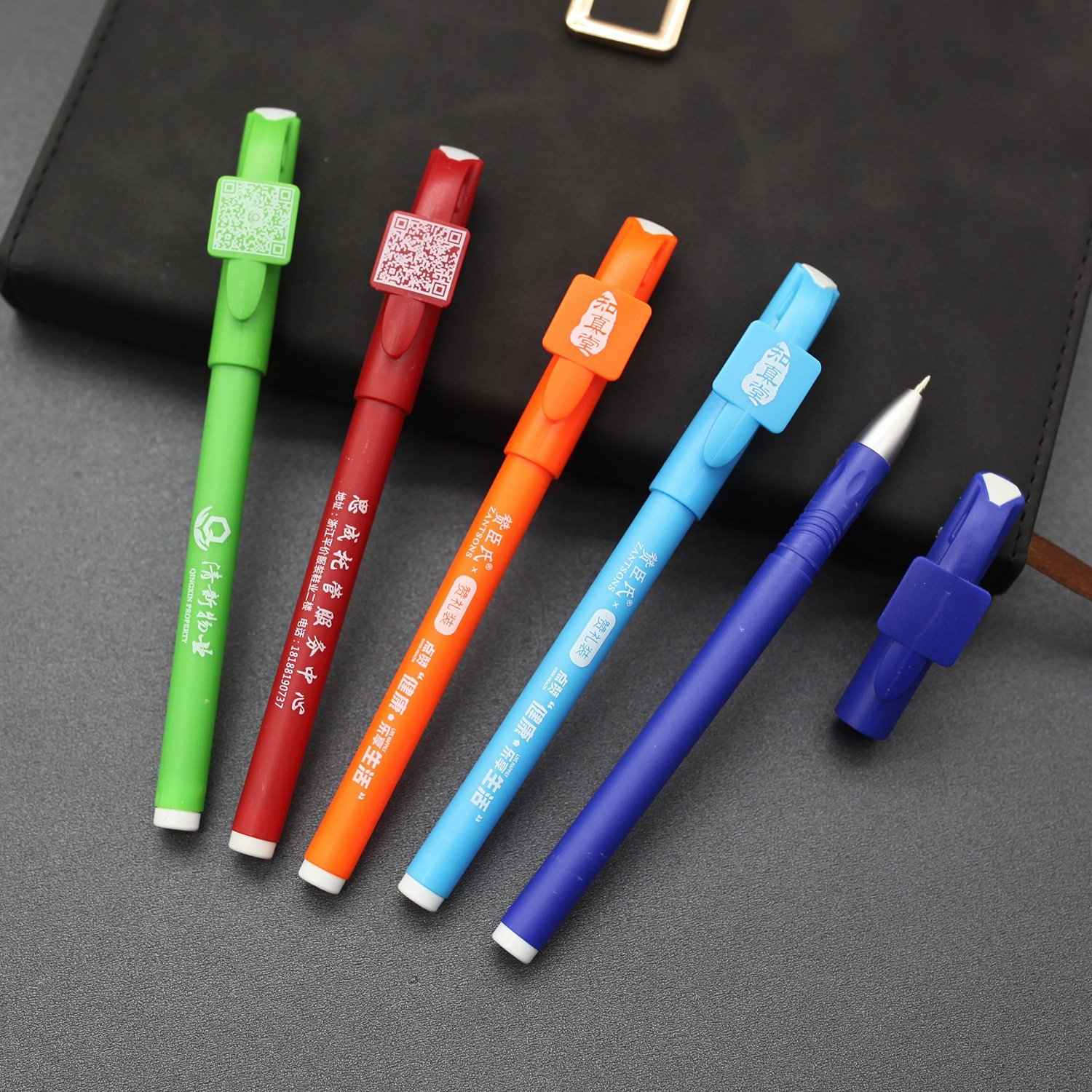 Wholesale frosted Custom Logo signature neutral pen 0.5mm business office student exam black blue red gel pens 1014