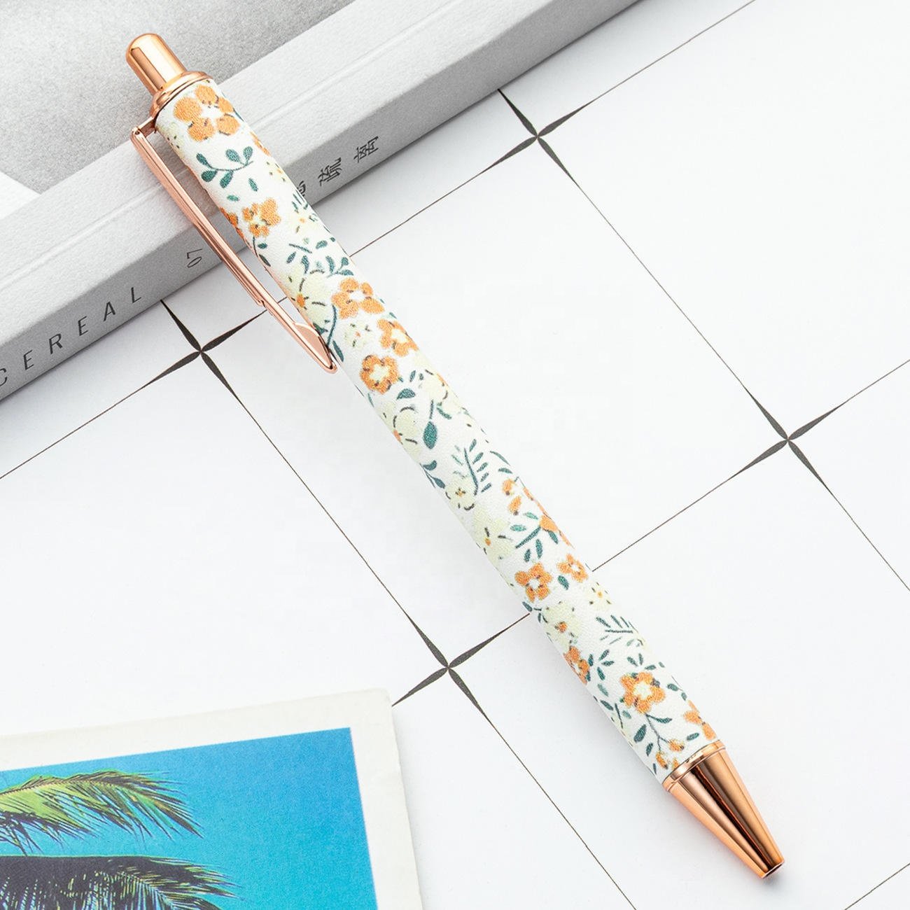 2023 High Quality Pretty Cute Pens Bling Glitter Ballpoint Pen Metal Barrel Retractable Writing Journaling Pen for Women Girl