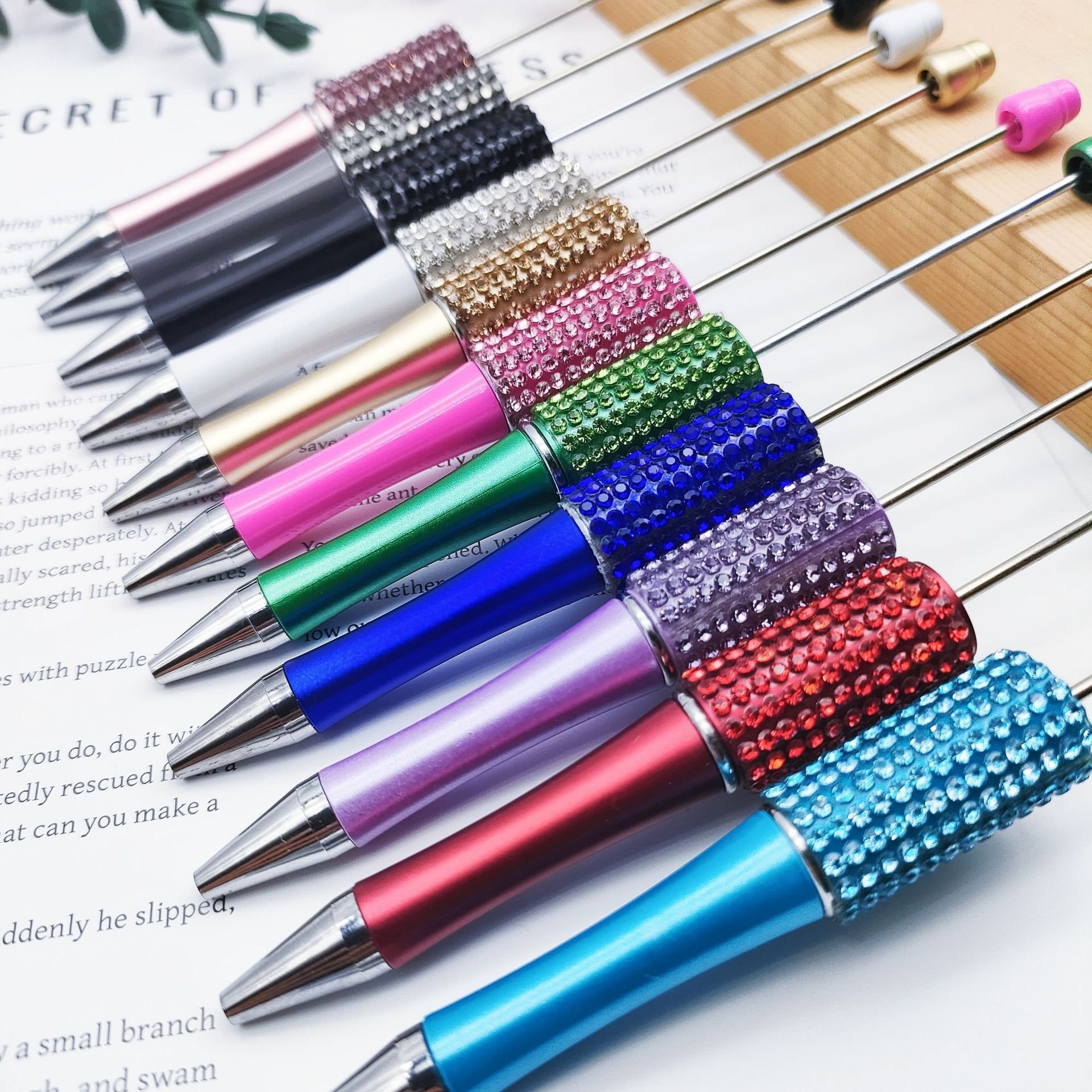 2024 Hot sell DIY Beadable charm colorful Glitter ballpoint pen Diamond Bead gift Pen with LOGO Personalized Wedding Birthday