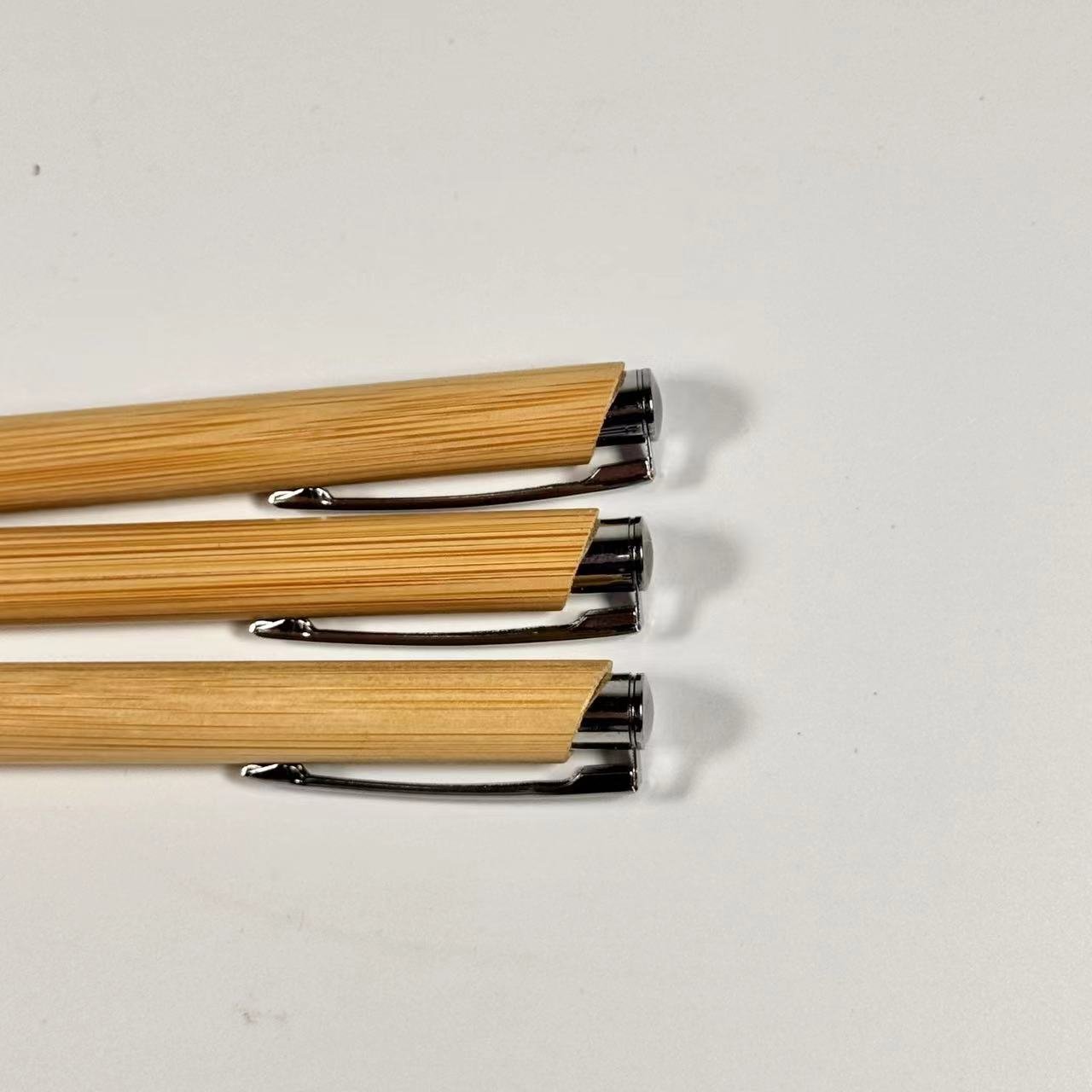 Wholesale Hot Sales Wood Ballpoint Plastic Holder Customized Logo Eco Friendly Promotion BallPoint Bamboo Pen