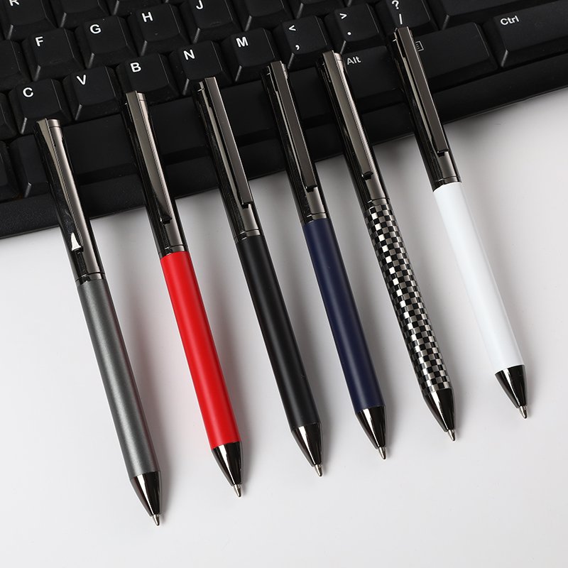 Promotional Customized Logo Business Office Gift Luxury Ballpoint Pen Metal Twist Pen Carbon Fiber Pen