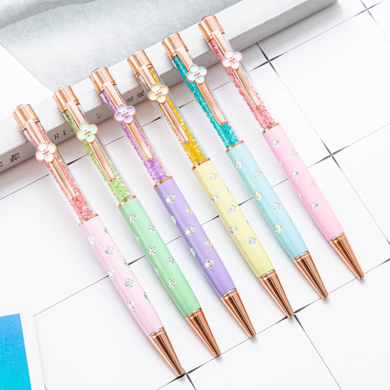New Creative Pendant Crystal Pen Metal Rotating Pen Supports Customized Logo Clover Ballpoint Pen
