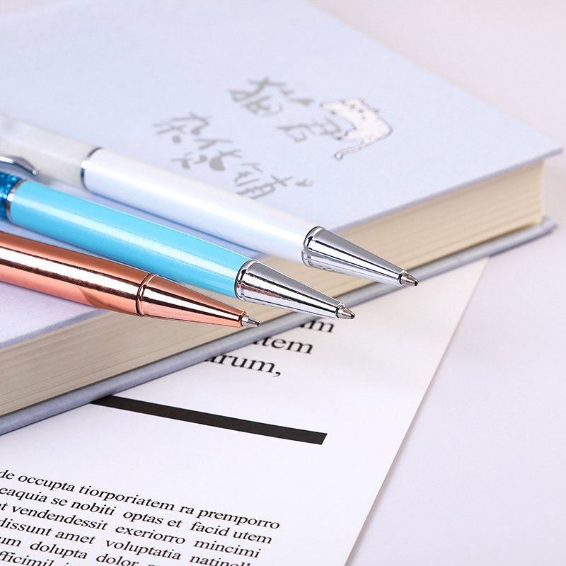 Crystal Colorful Metal Ballpoint Pen Bling Dynamic Liquid Sand Pen Black Ink Item Idea for Gift