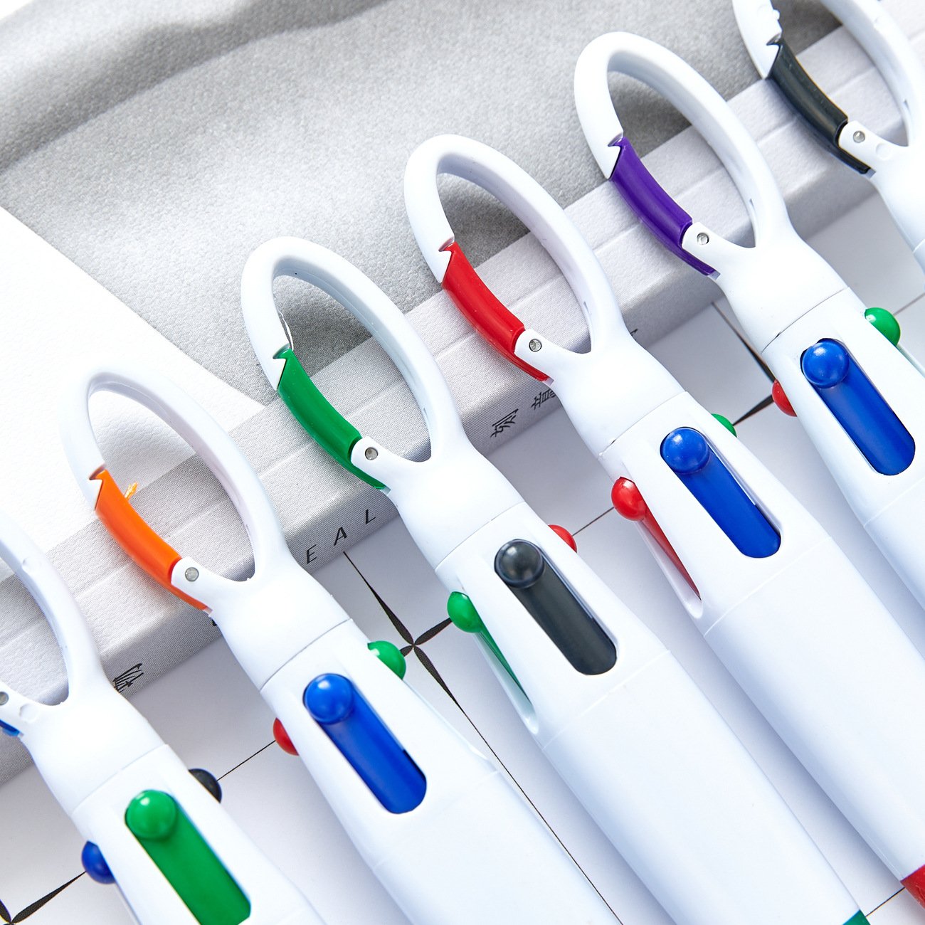 Promotion Multi-color Pen Carabiner Mountaineering Ballpoint Pen Plastic Four-color Ball Pen With Keychain