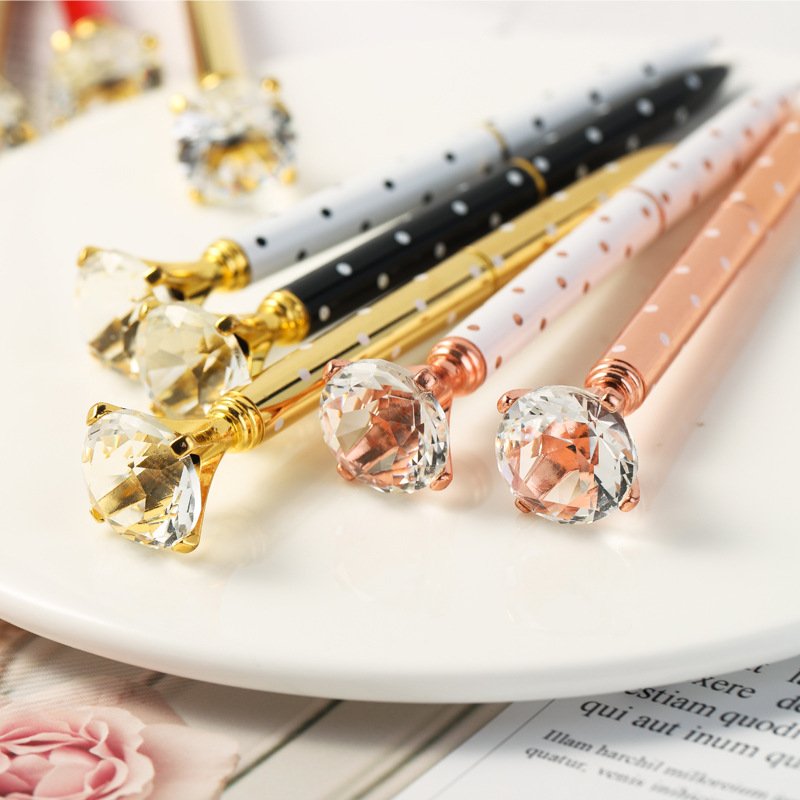 Hot sale Metal ballpoint pen with Logo Custom Diamond Crystal Ballpoint Pen For Promotional Gift