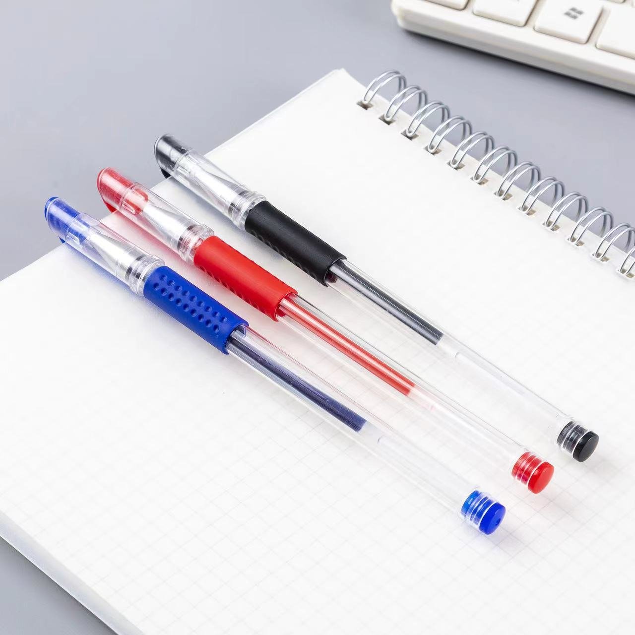 Custom Recycled Plastic Ballpoint Pens Ball Pens With Logo Advertising Promotional custom 0.5mm ball pen