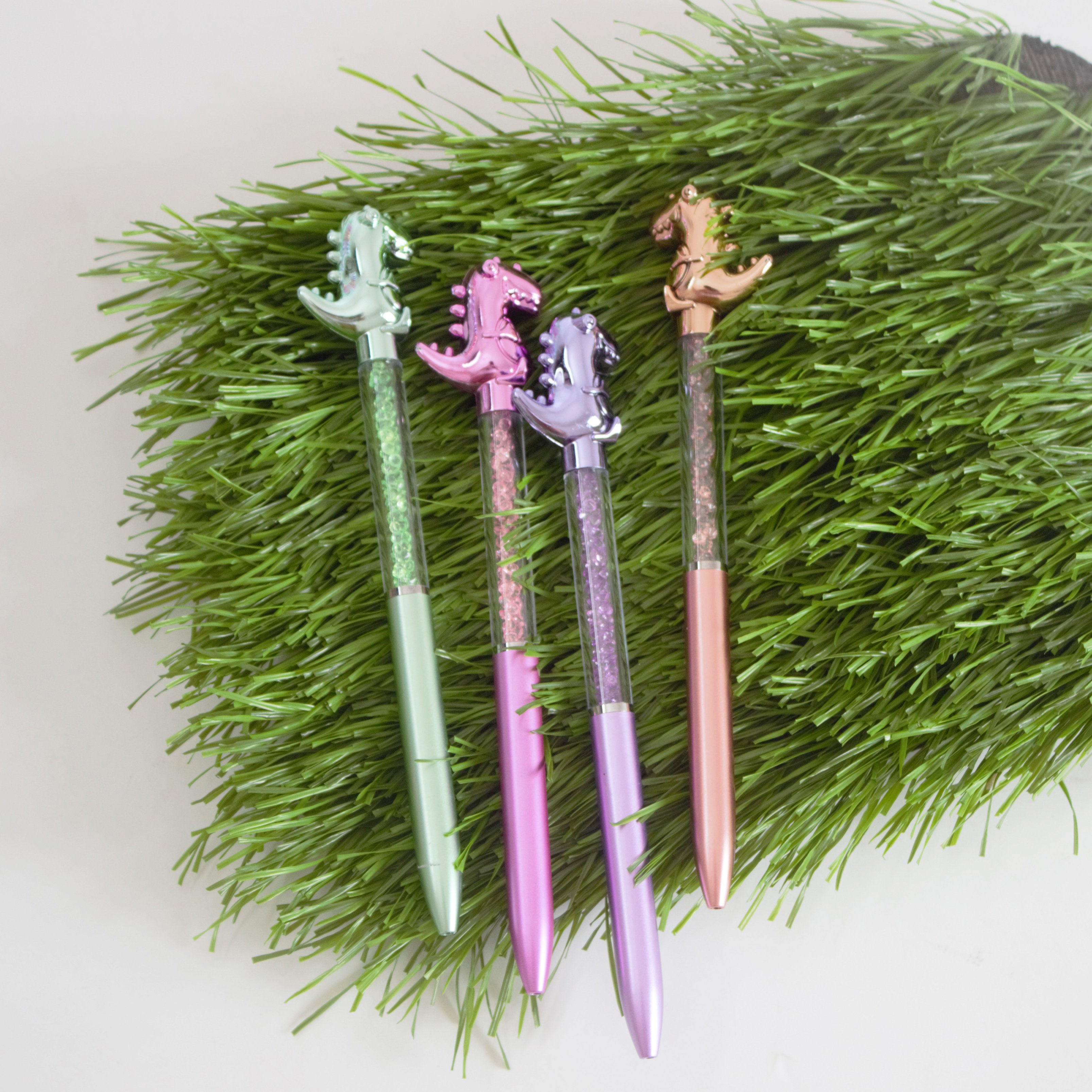 O&Q manufacturers animal theme luxury ballpoint pen Cartoon dinosaur New design environmental friendly plastic ballpoint pen