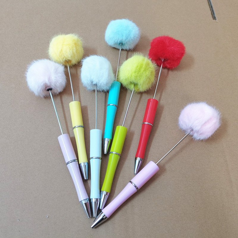 cute hair ball Hot Sale Personalized Ballpoint DIY Pens Top Pink Glitter Beaded Plastic Beadable Pens for Jewelry Making Toys