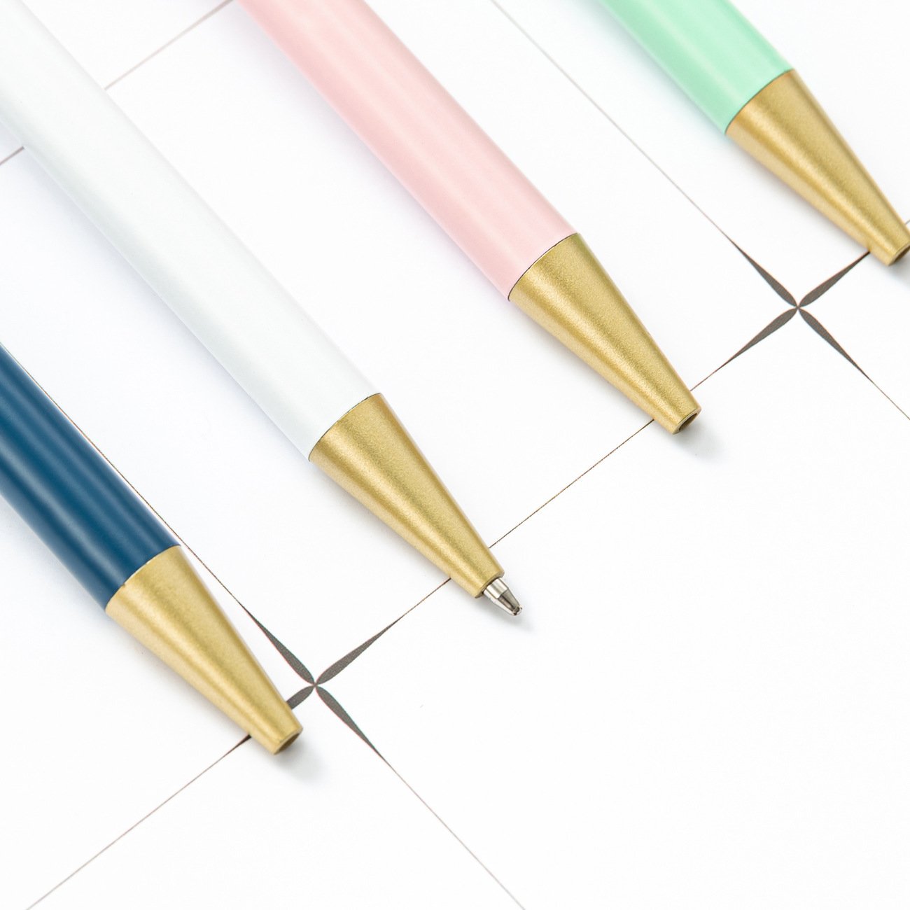 Wholesale Promotional Custom Logo 1.0mm Writing Width Ballpoint Pen Click Metal Office Sports Novelty with Gift