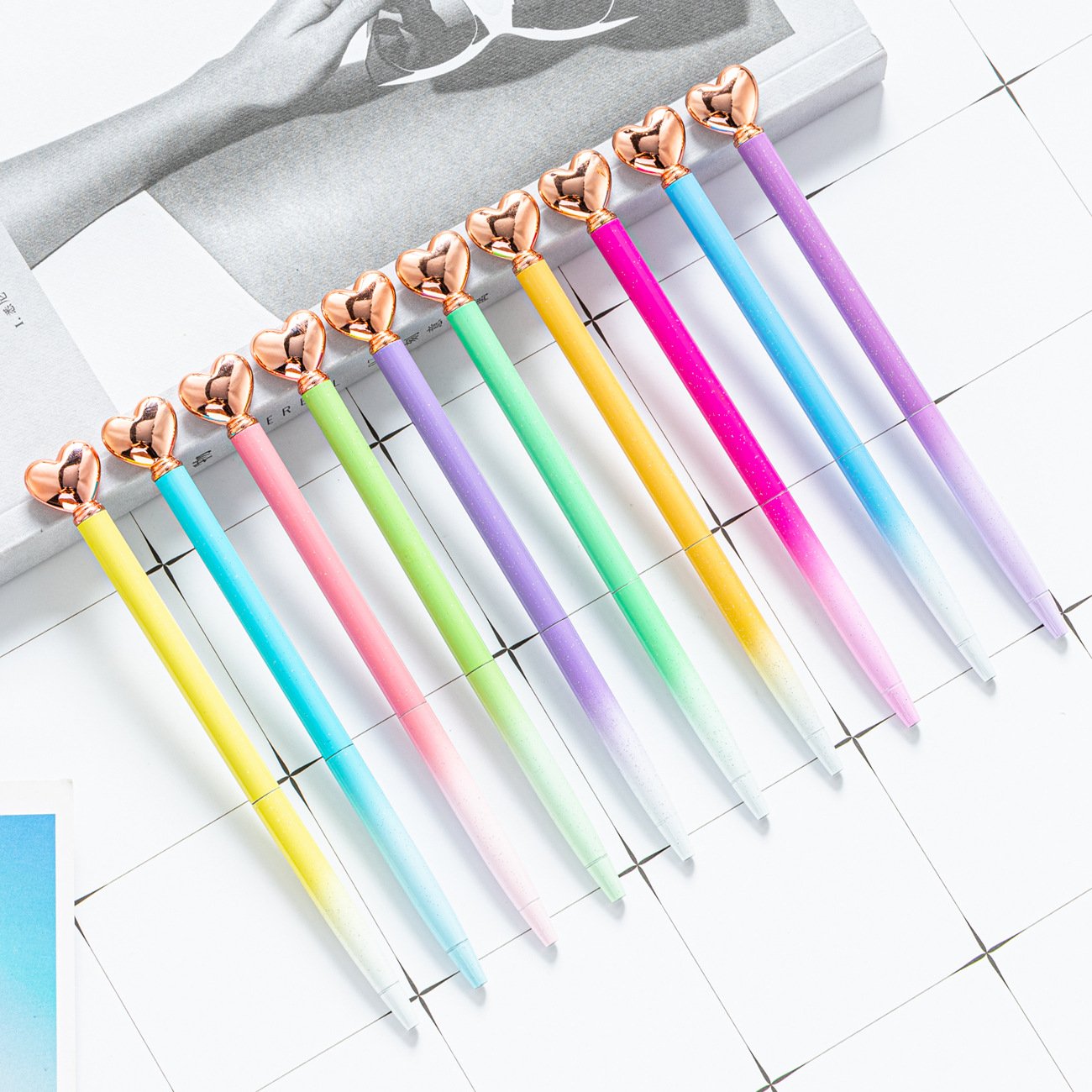 Black ink retractable decorative cute fountain pen women heart shaped writing pens with custom logo