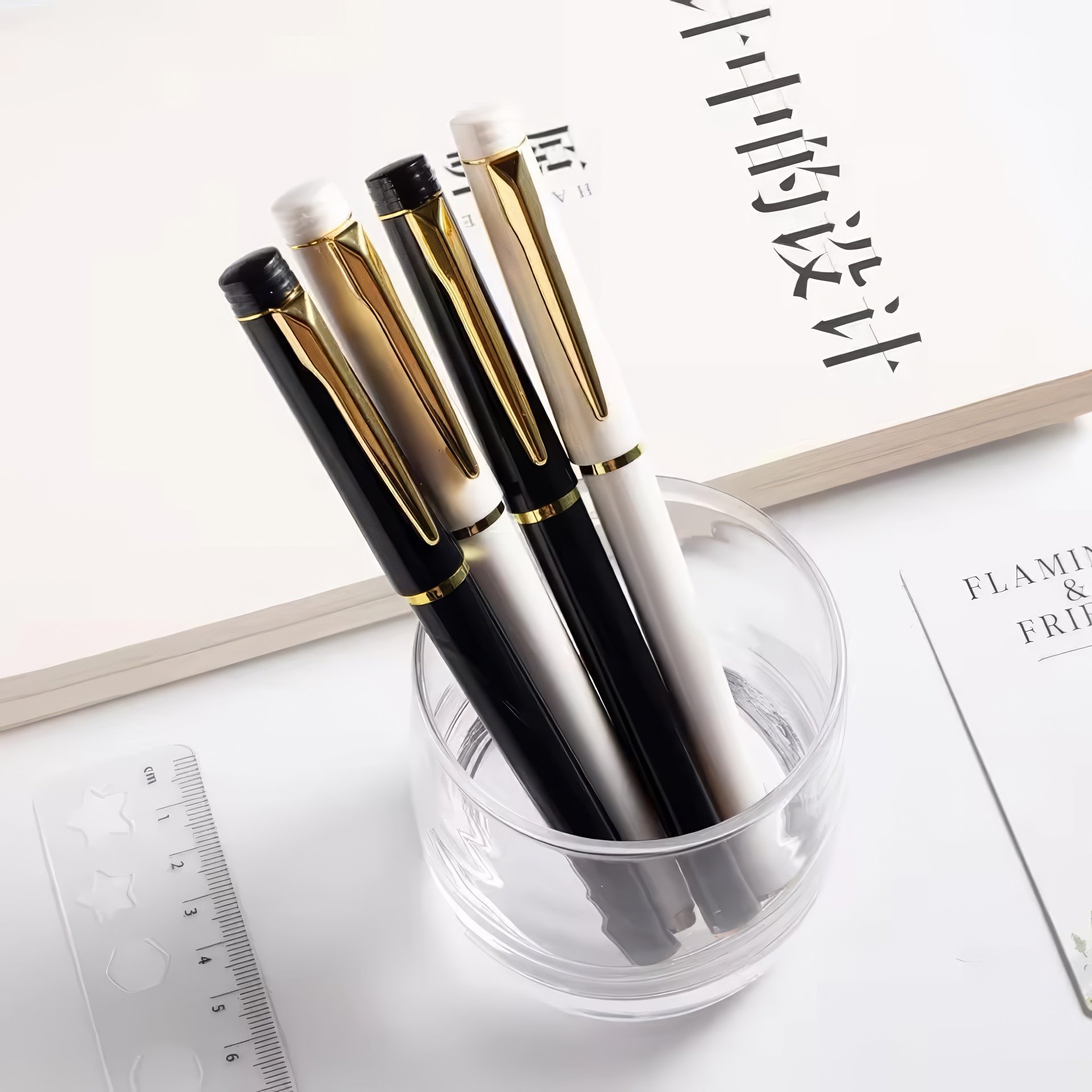 Hot Sale Luxury Custom Logo Gel Pen with 0.5mm Black Ink and White Popular Plastic Office Christmas Gift with Metal Texture