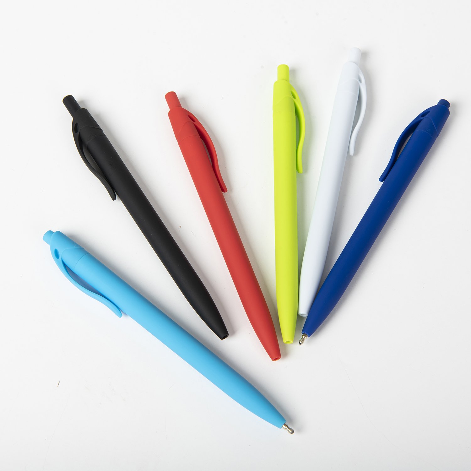 Hot Selling Tactile Plastic Multicolor Body 1mm Sugar Ballpoint Custom Pens For Girls