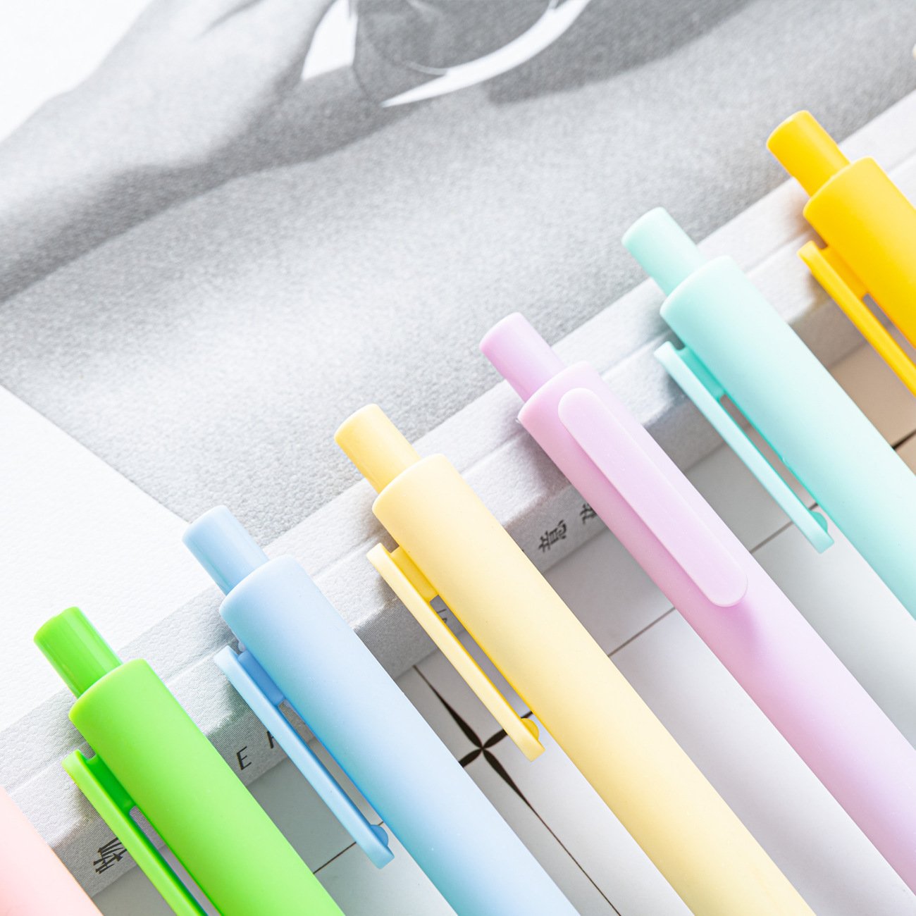 Hot Selling Custom Logo Printed Ballpoint Pen Wholesale Retractable Soft Rubber Click Plastic Pen Multiple Colors 1.0mm Writing
