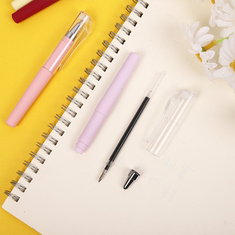 Promotional Custom LOGO Portable Plastic Pens Short Mini Pocket 0.5mm Gel Pen Advertising Signature Pens