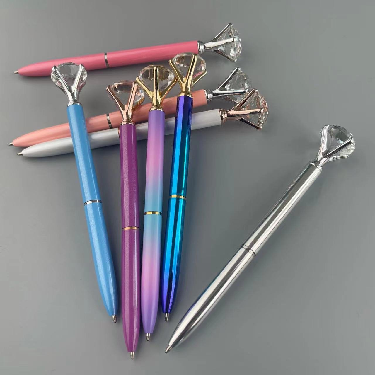 Most Popular Metal Crystal Diamond Pen Rose Gold Cristal Pen for Retails or wholesales