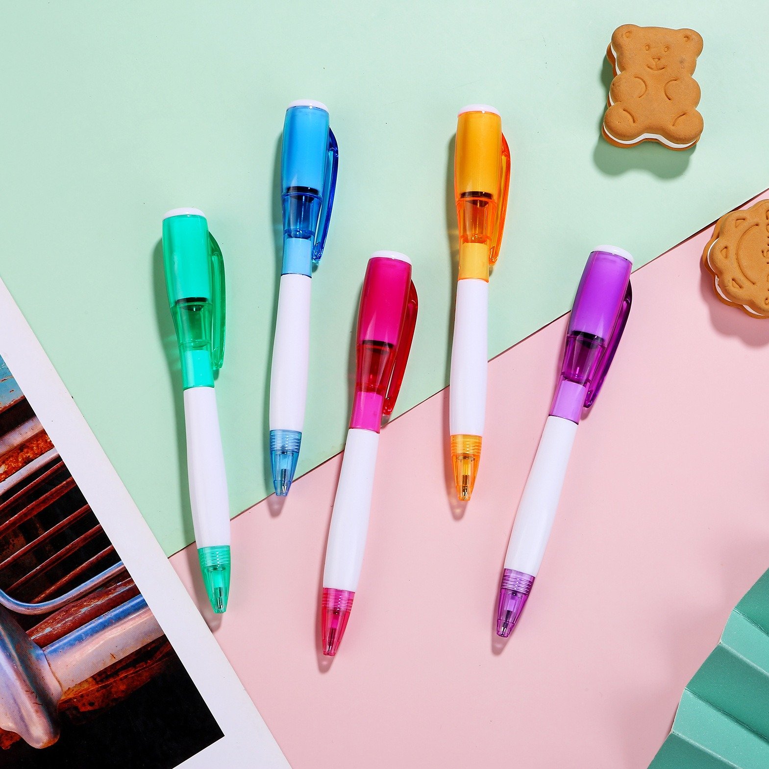 2 in 1 multi function LED light pen with Custom logo Promotional led Plastic Ballpoint Pen for gift