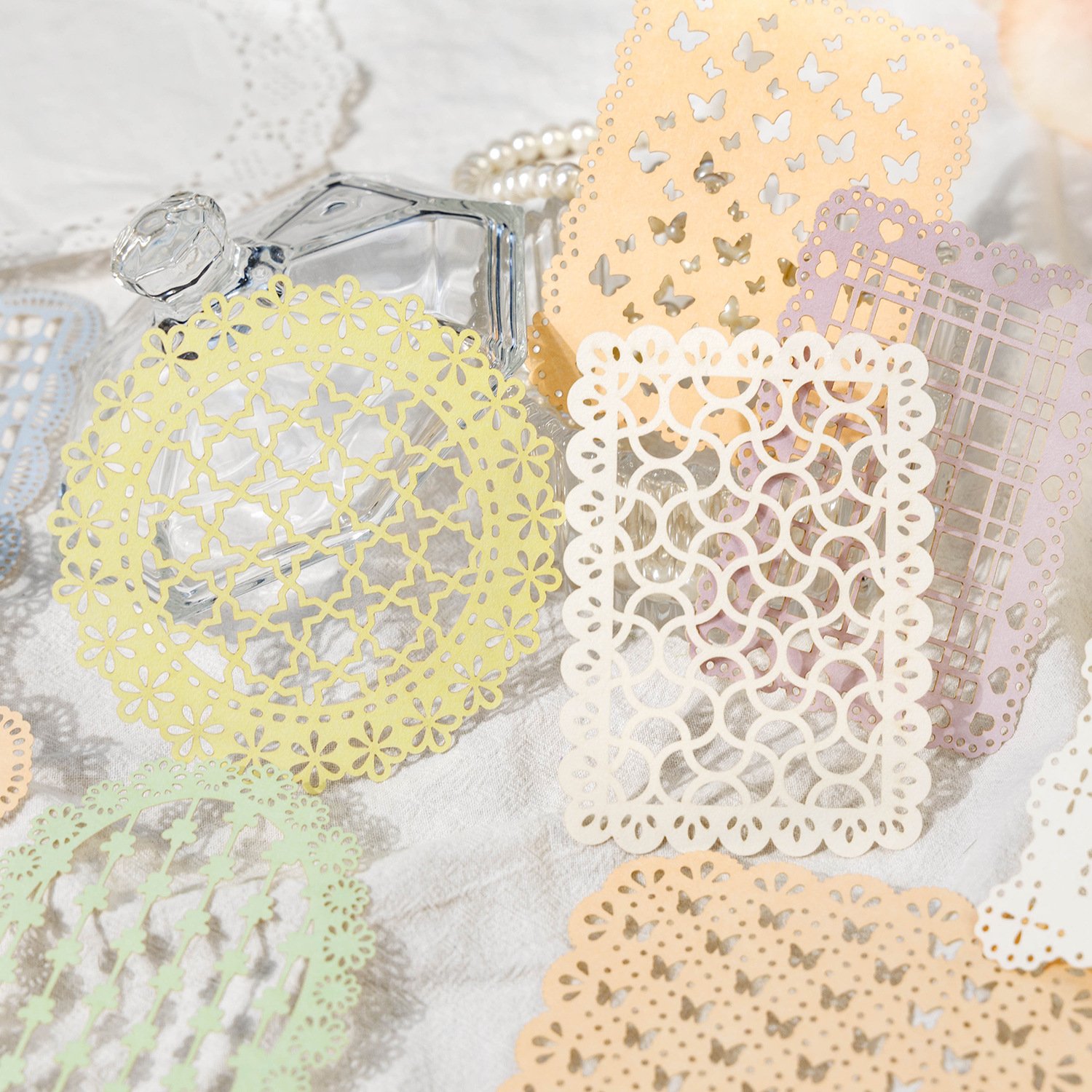 10pcs/pack Meet Alice series of vintage lace hollowed out handbook decorative DIY paper collage material bottoming
