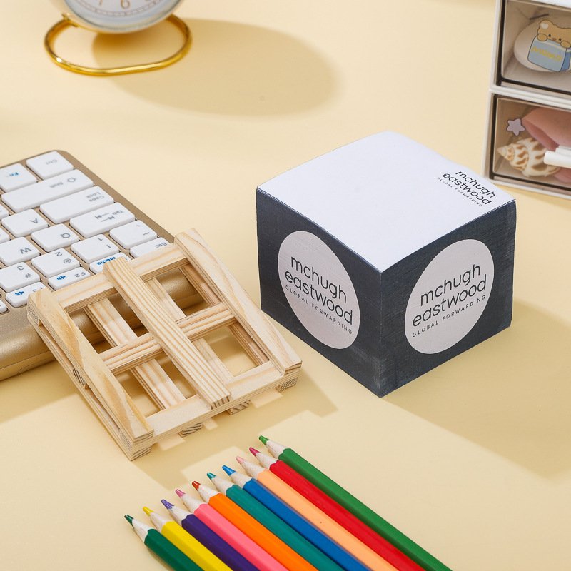 Hign Quality Custom Memo Pad Logo Square Wooden Pallet For Business Office Notepad Custom Paper Block Memo Sticky Note Cube
