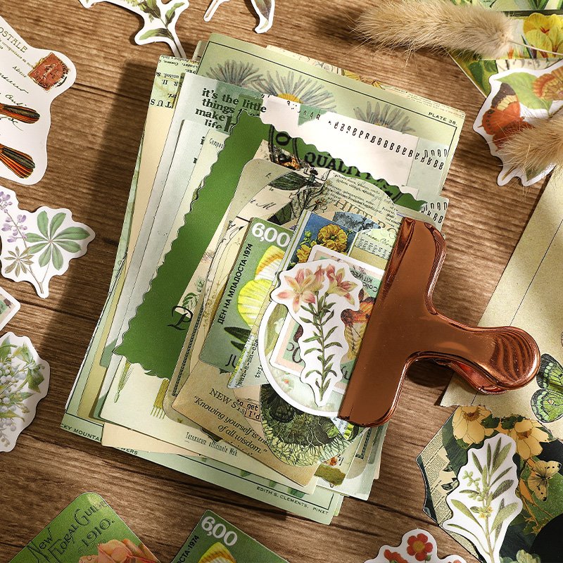 Simno 200pcs Retro Scrapbook Material Paper Journal Decoration Memo Pad stationery products Vintage Scrapbooking Supplies