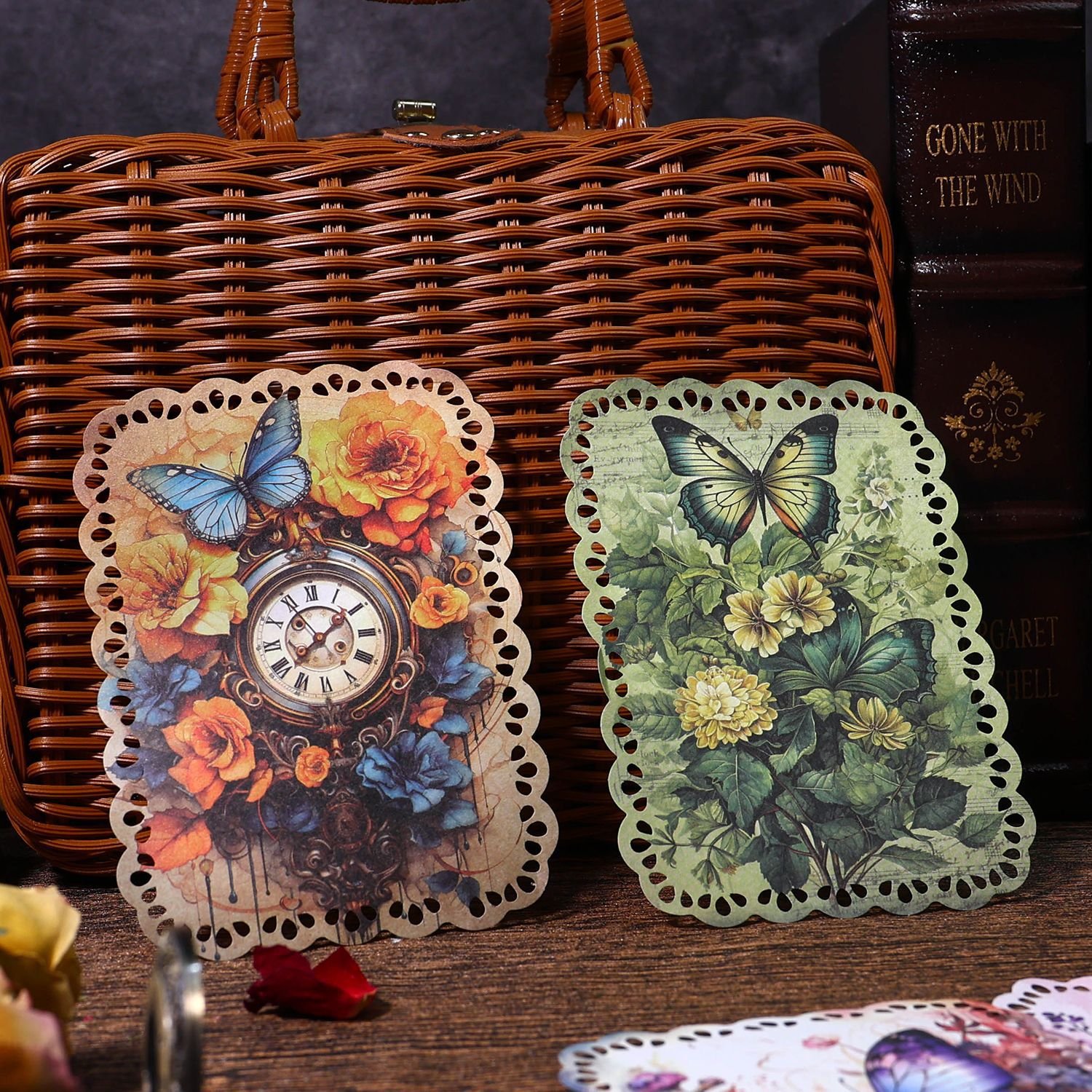 20pieces/pack Material Paper Banner's Garden Series Retro plant flower butterfly hand tent 4Models