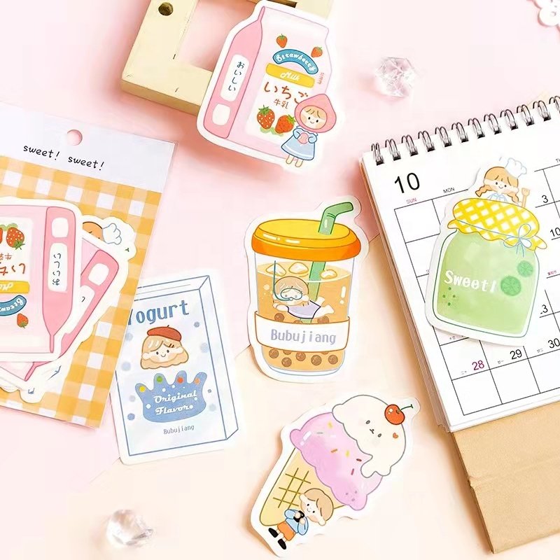 Custom Cute Shape Sticky Note Pads Portable Self-Adhesive Memo Pads Magnetic Feature School Office Gift Use Loose Leaf Paper