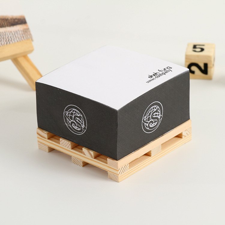 Hign Quality Custom Memo Pad Logo Square Wooden Pallet For Business Office Notepad Custom Paper Block Memo Cube