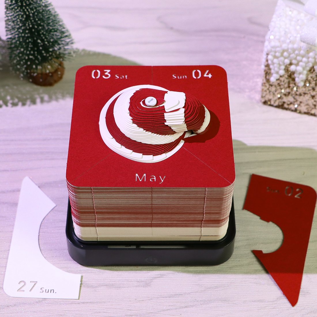 Customized 3D Paper Craft Laser Cut Calendar Paper Sheet Notes Cube Design Paper Block Notepad Christmas Santa House 3D Memo Pad
