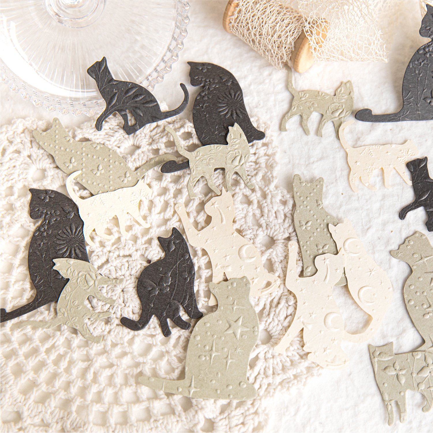 30pcs/pack Material pack Going out for a romantic series Retro handbook DIY material decoration bottoming