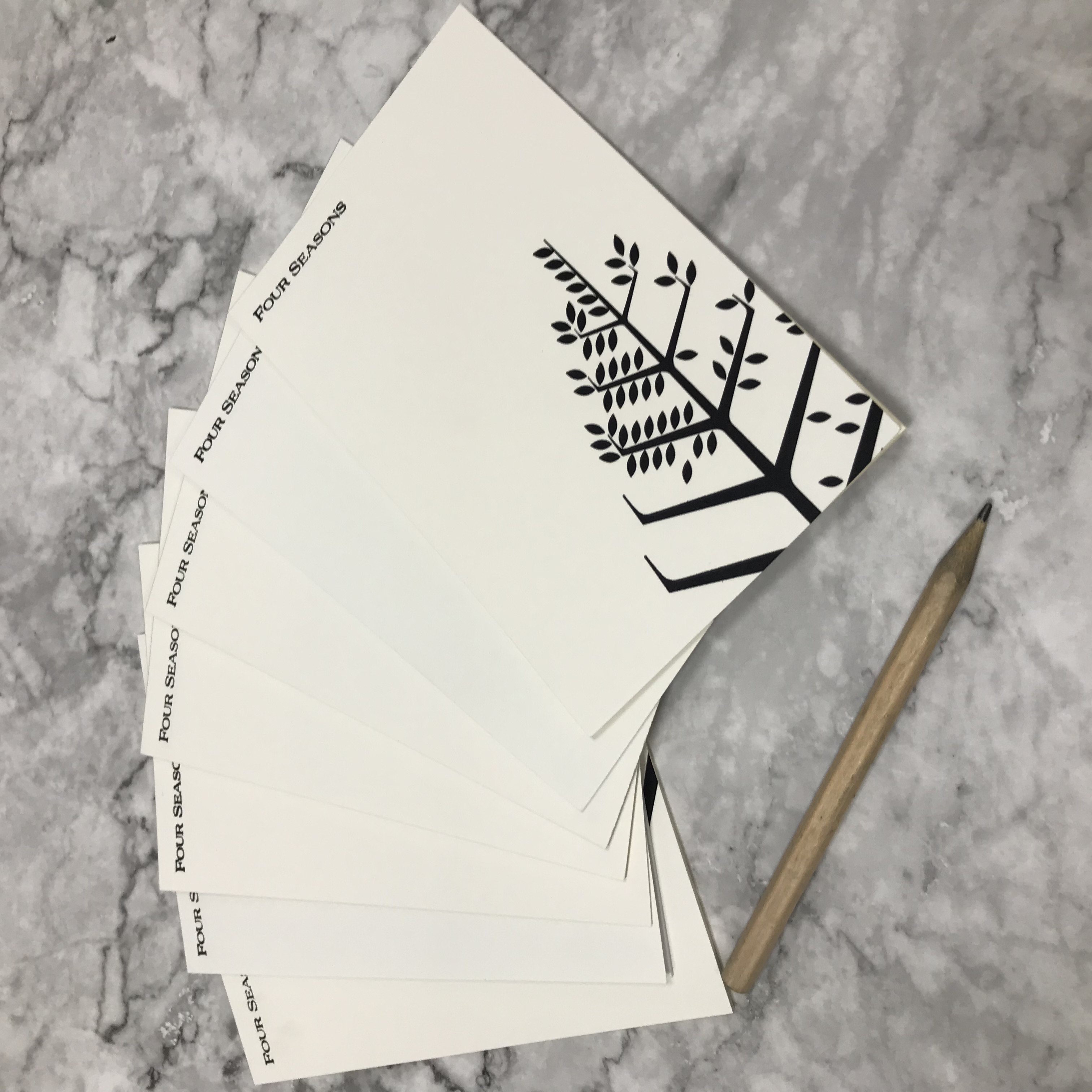 Customized A4 Black Gold Foil Hotel Gift Corporate Jotter Drawing Paper Memo Steno Notepad with Logo