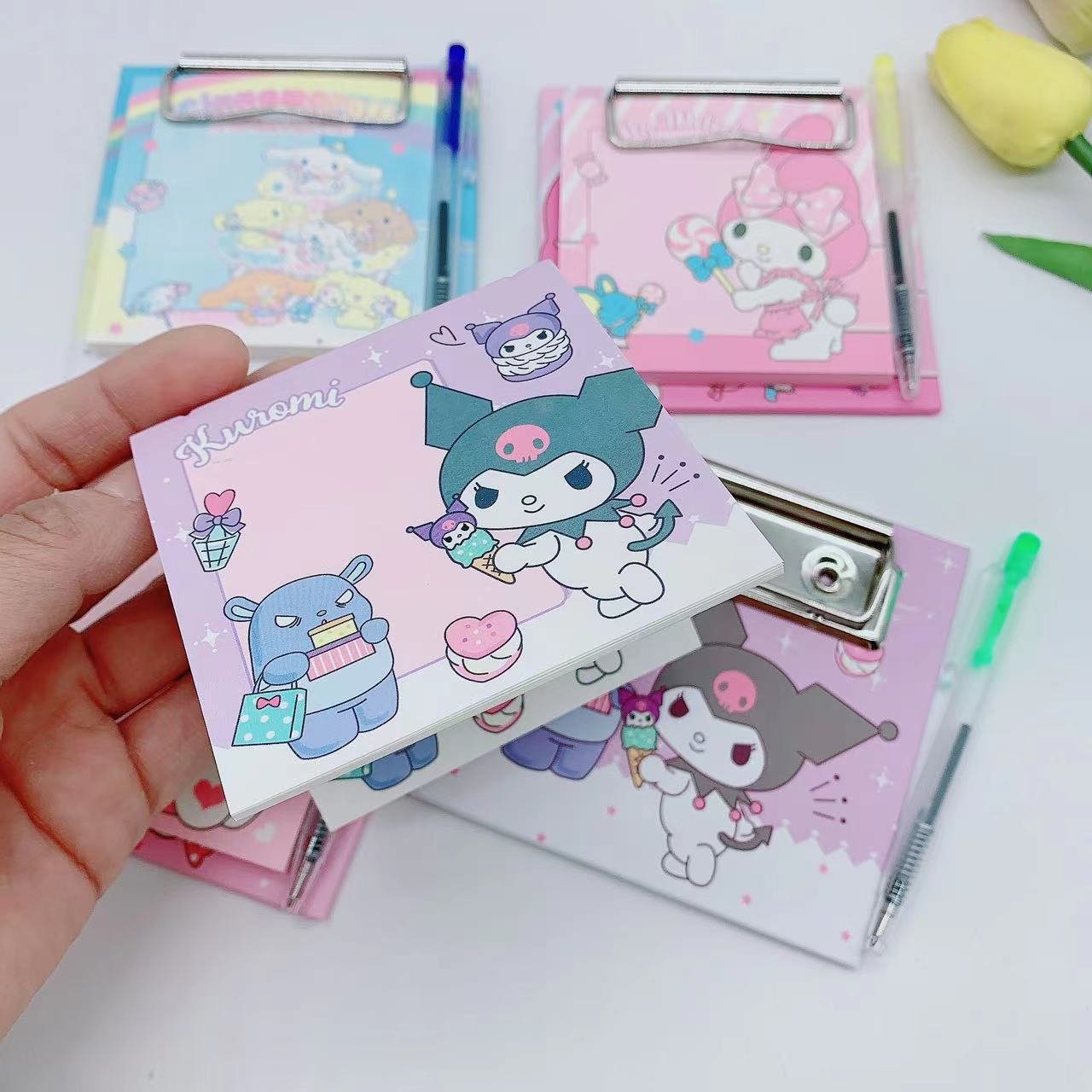 DHF1155 New arrival cartoon Kuromi Melody mini splint with pen color page memo pad student message notepad clip board pen set