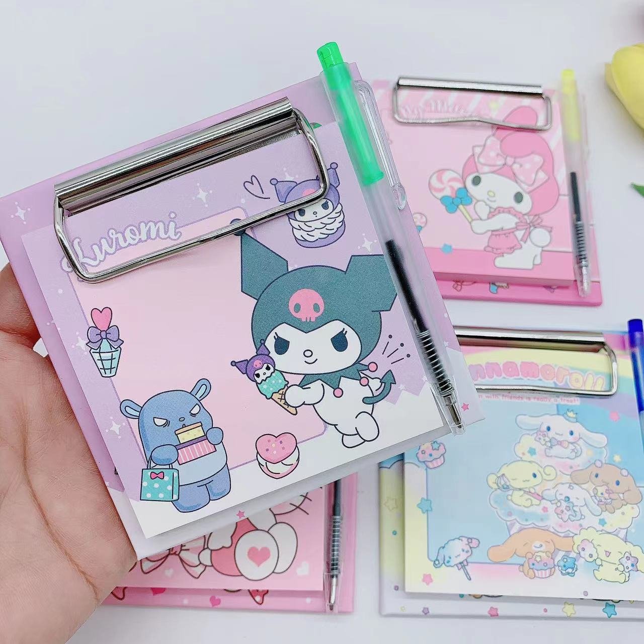 DHF1155 New arrival cartoon Kuromi Melody mini splint with pen color page memo pad student message notepad clip board pen set