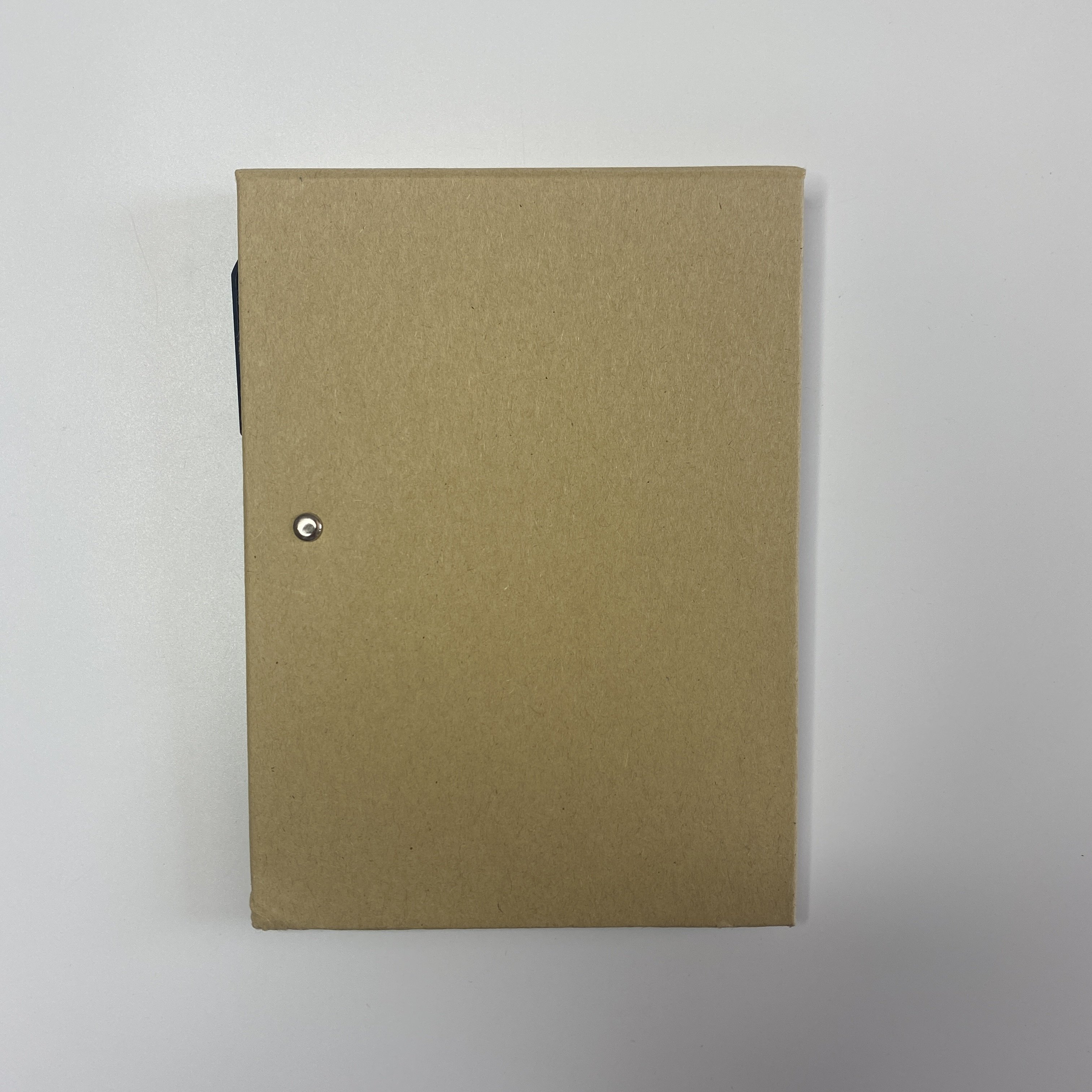 A6 Promotional hardcover kraft paperboard Customized logo printing sticky notes write memo pads set with pen