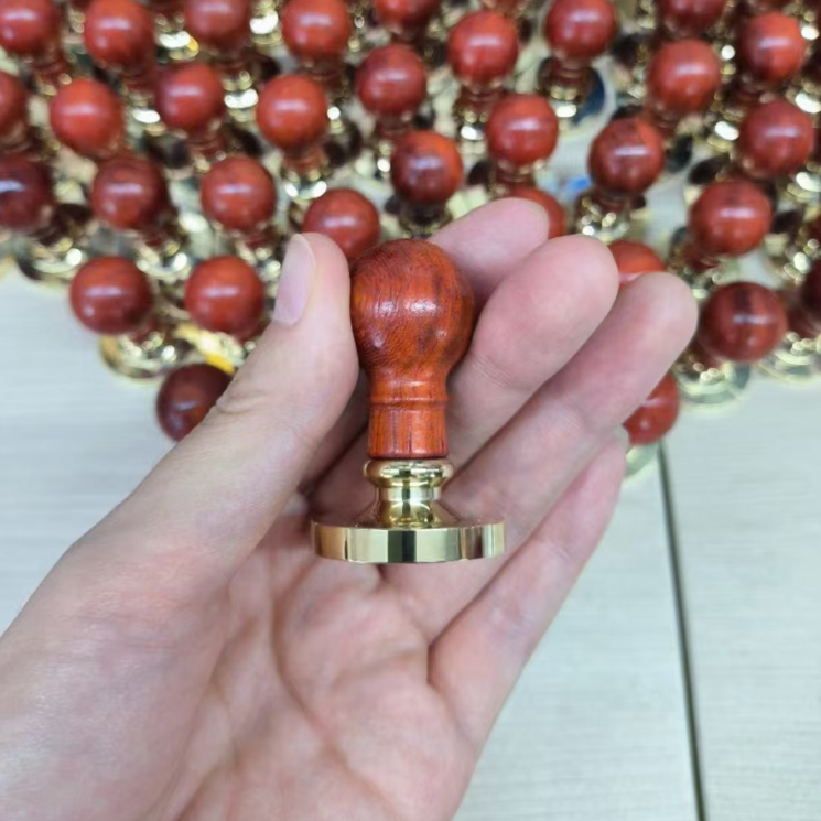 China Manufacturer Personalized Door to door Shipping Standard Stamp Metal Wedding electric wax seal Wax Stamp Wood Handle stamp