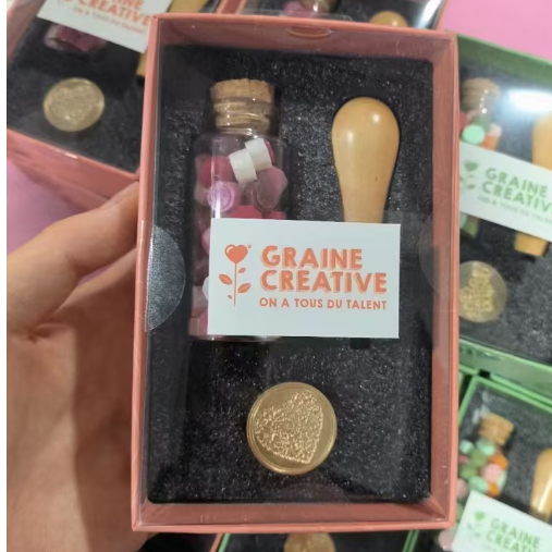 China Manufacturer Personalized Door to door Shipping Standard Stamp Metal Wedding electric wax seal Wax Stamp Wood Handle stamp