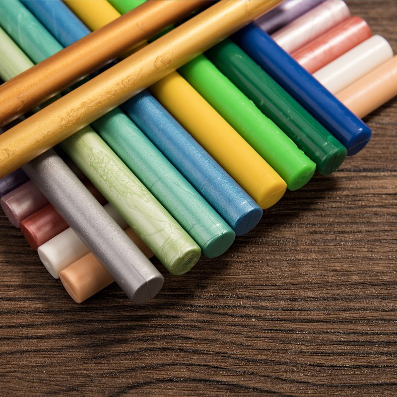 Hot glue gun with glue stick, colour sealing wax sticks