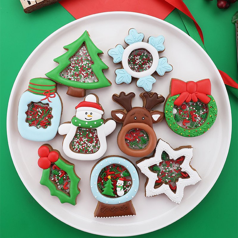 3D Biscuit Mold Fondant Embosser Cookie Cutter Set Plastic Christmas Cookie Stamp Mold for Baking