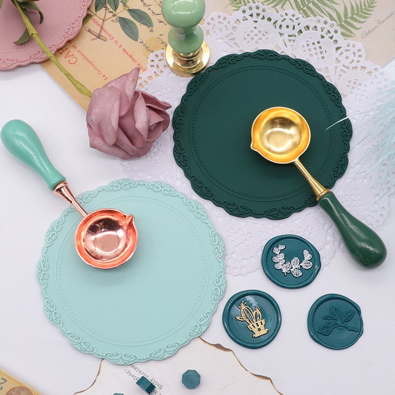 Wholesale round Silicone Mat European Sealing Wax Stamp DIY Tool Wax Seals Decorative Use Rubber Paper Plastic Resin Materials