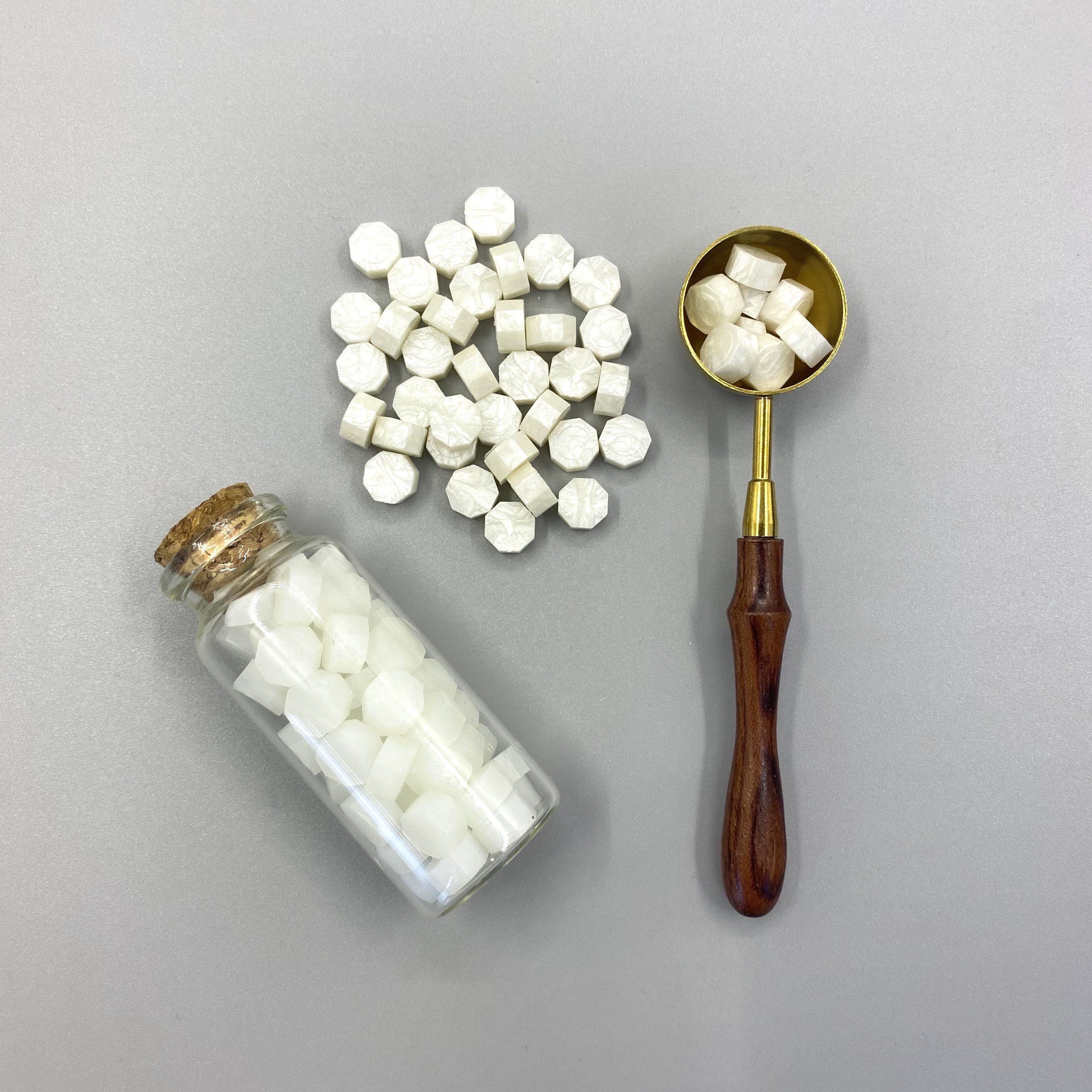 The hot selling office use metal and wooden handle wax seal stamp