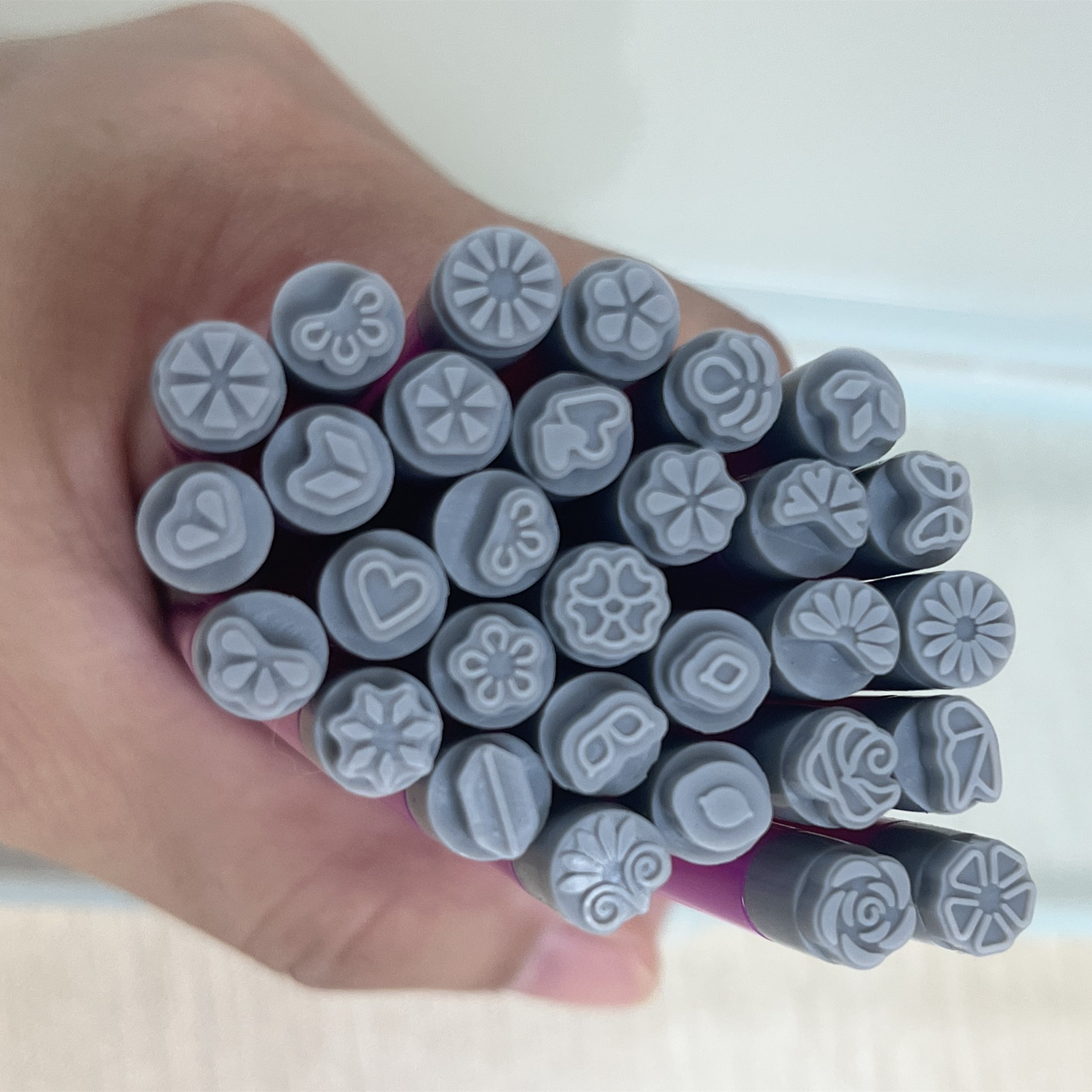 New Style Handmade Heart Nails Art Stamp Easy To Elevate Nail Stamper Pen