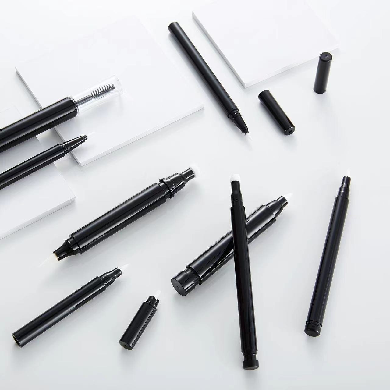 Double ended cosmetic empty liquid eyeliner pencil with custom eyeliner stamps tip eyeliner packaging
