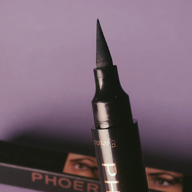 PHOERA Dual-ended Winged Eyeliner Stamp Waterproof Eyeliner Winged Long Lasting Liquid Eye Liner Pen