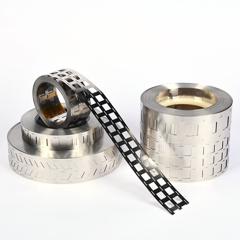 Customized Stamped Shaped Battery Connection Nickel Sheet Nickel Strip With 18650/21700 Battery